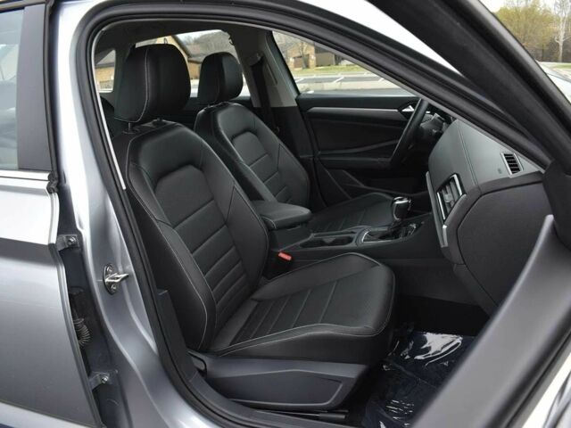 Серый Фольксваген Джетта, объемом двигателя 1.5 л и пробегом 15 тыс. км за 4500 $, фото 8 на Automoto.ua