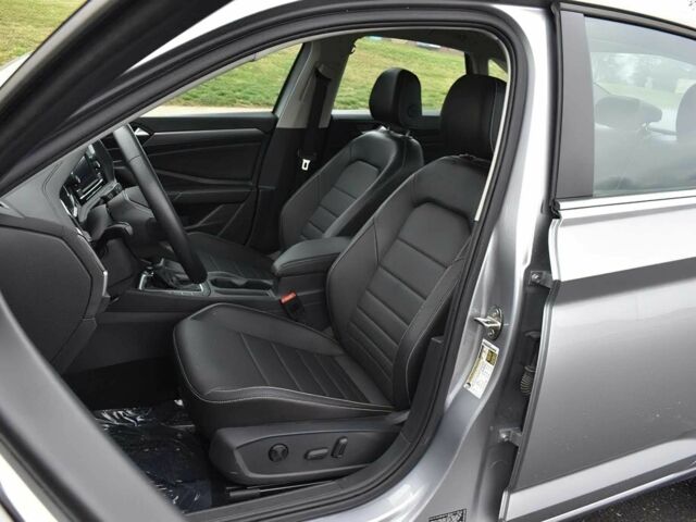 Серый Фольксваген Джетта, объемом двигателя 1.5 л и пробегом 15 тыс. км за 4500 $, фото 7 на Automoto.ua