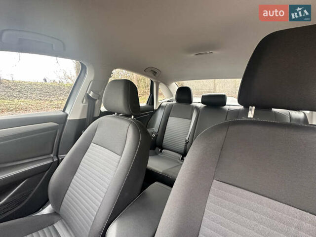 Сірий Фольксваген Джетта, об'ємом двигуна 1.5 л та пробігом 7 тис. км за 19800 $, фото 45 на Automoto.ua