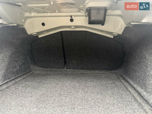 Сірий Фольксваген Джетта, об'ємом двигуна 1.5 л та пробігом 7 тис. км за 19800 $, фото 41 на Automoto.ua