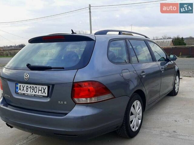 Сірий Фольксваген Джетта, об'ємом двигуна 2.5 л та пробігом 178 тис. км за 7999 $, фото 3 на Automoto.ua