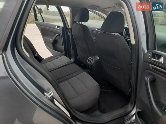 Сірий Фольксваген Джетта, об'ємом двигуна 2.5 л та пробігом 178 тис. км за 7999 $, фото 8 на Automoto.ua