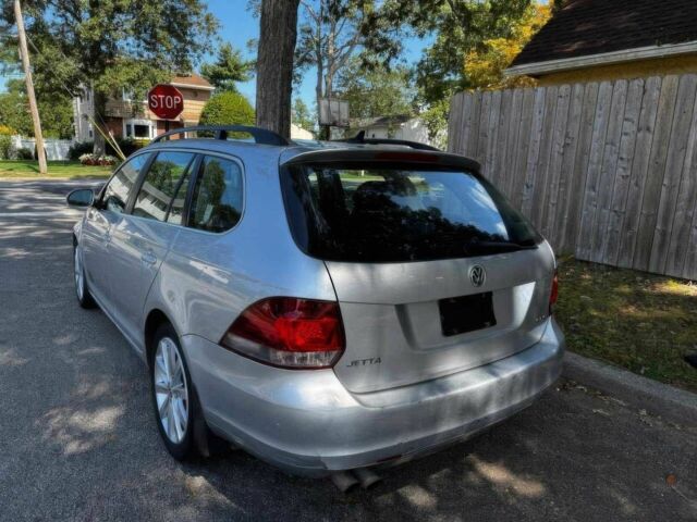 Серый Фольксваген Джетта, объемом двигателя 2.5 л и пробегом 88 тыс. км за 3800 $, фото 4 на Automoto.ua