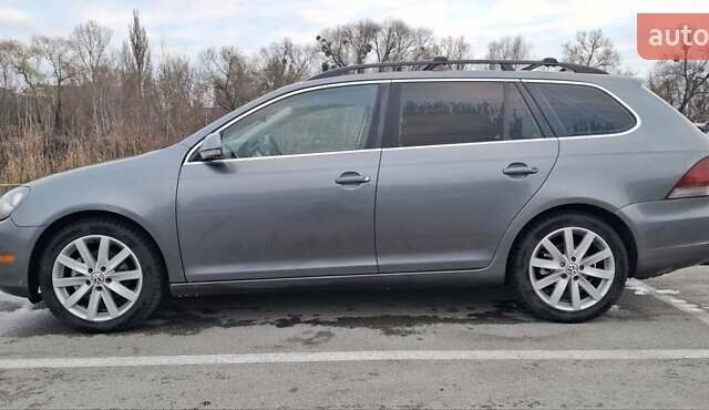 Серый Фольксваген Джетта, объемом двигателя 2.48 л и пробегом 194 тыс. км за 8750 $, фото 3 на Automoto.ua
