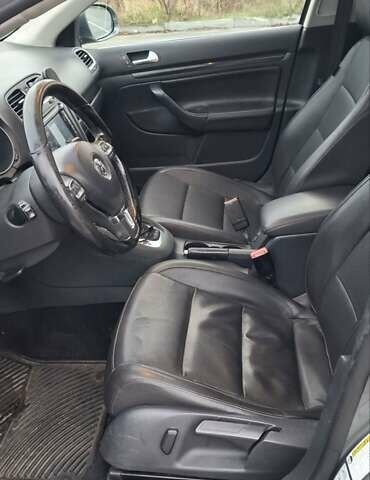 Серый Фольксваген Джетта, объемом двигателя 2.48 л и пробегом 194 тыс. км за 8750 $, фото 6 на Automoto.ua