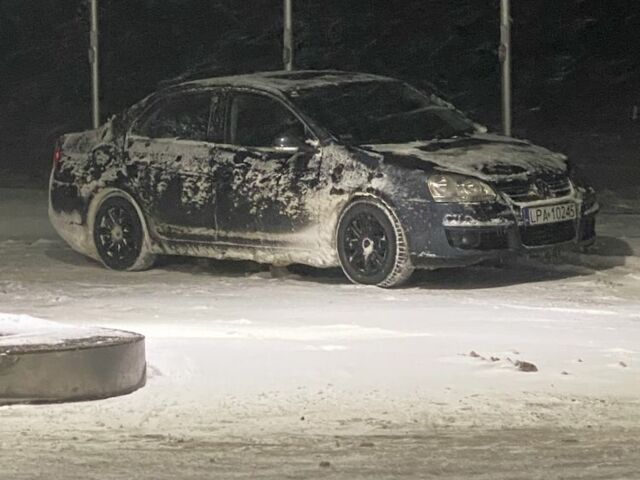 Синій Фольксваген Джетта, об'ємом двигуна 1.9 л та пробігом 433 тис. км за 1500 $, фото 13 на Automoto.ua