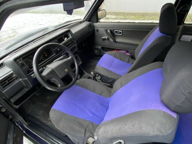 Синий Фольксваген Джетта, объемом двигателя 1.8 л и пробегом 352 тыс. км за 900 $, фото 4 на Automoto.ua