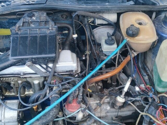 Синій Фольксваген Джетта, об'ємом двигуна 1.8 л та пробігом 280 тис. км за 1100 $, фото 4 на Automoto.ua