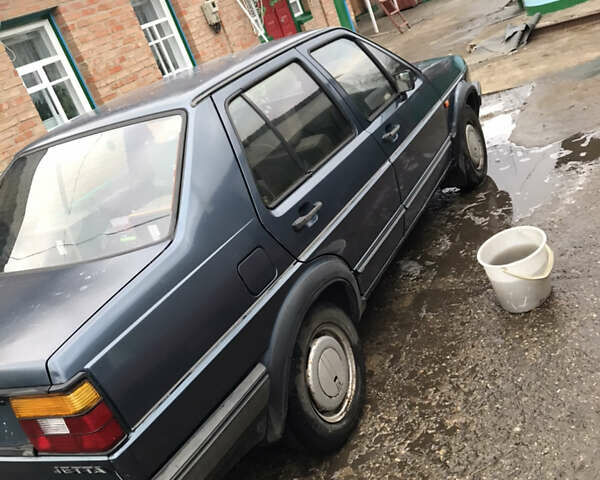 Синій Фольксваген Джетта, об'ємом двигуна 1.3 л та пробігом 437 тис. км за 1500 $, фото 4 на Automoto.ua