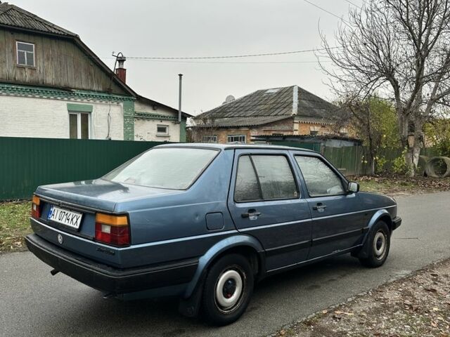 Синий Фольксваген Джетта, объемом двигателя 1.6 л и пробегом 200 тыс. км за 1800 $, фото 2 на Automoto.ua