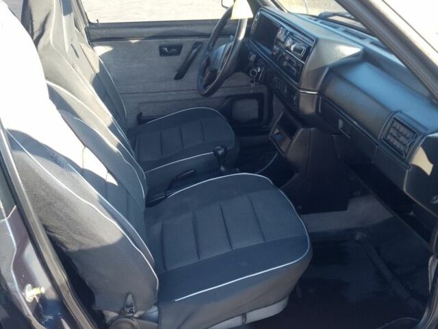 Синий Фольксваген Джетта, объемом двигателя 1.3 л и пробегом 89 тыс. км за 1250 $, фото 6 на Automoto.ua