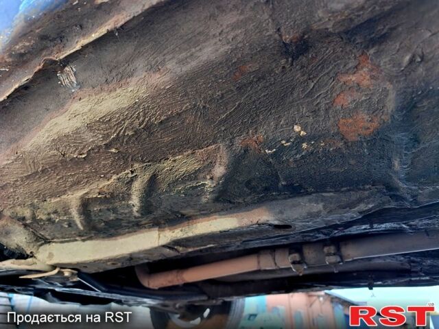 Фольксваген Джетта 1988 в Чернигове на Automoto.ua Синий Фольксваген Джетта, объемом двигателя 1.6 л и пробегом 0 тыс. км за 1400 $, фото 7 на Automoto.ua