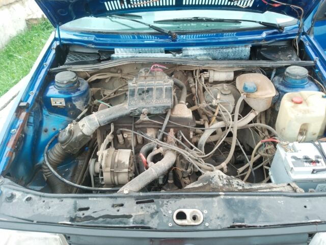 Синий Фольксваген Джетта, объемом двигателя 1 л и пробегом 415 тыс. км за 999 $, фото 1 на Automoto.ua