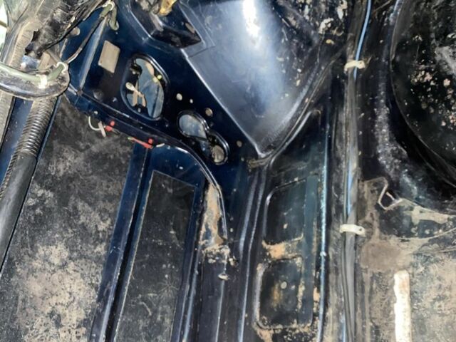 Синий Фольксваген Джетта, объемом двигателя 1.8 л и пробегом 300 тыс. км за 1000 $, фото 17 на Automoto.ua