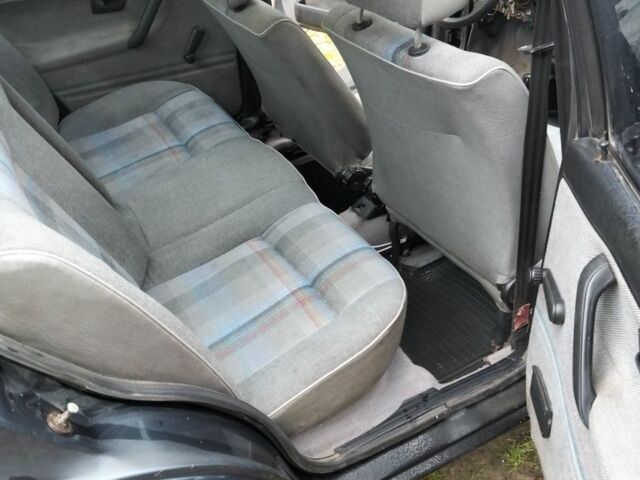 Синій Фольксваген Джетта, об'ємом двигуна 1.6 л та пробігом 350 тис. км за 750 $, фото 1 на Automoto.ua