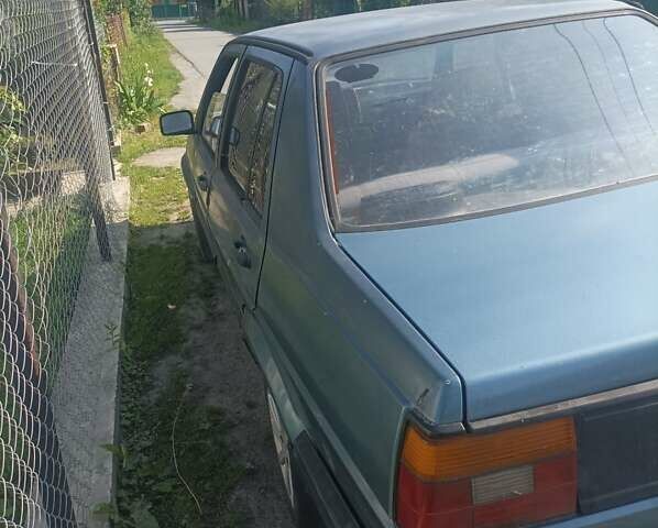 Синий Фольксваген Джетта, объемом двигателя 1.8 л и пробегом 200 тыс. км за 800 $, фото 2 на Automoto.ua