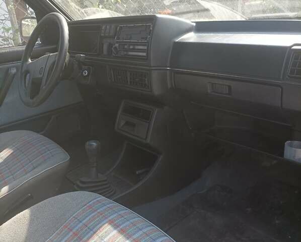 Синий Фольксваген Джетта, объемом двигателя 1.8 л и пробегом 200 тыс. км за 800 $, фото 1 на Automoto.ua