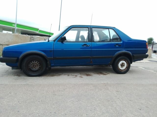 Синий Фольксваген Джетта, объемом двигателя 1 л и пробегом 415 тыс. км за 999 $, фото 2 на Automoto.ua