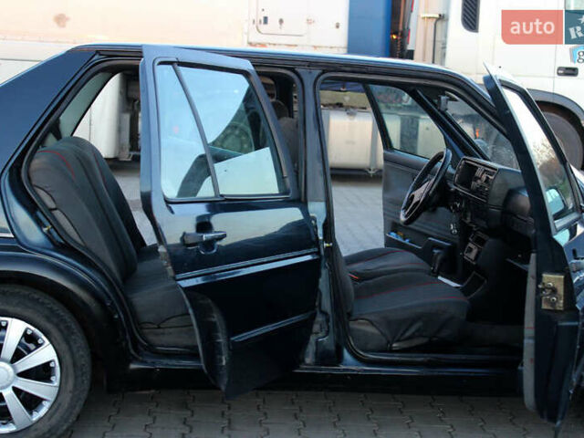 Синий Фольксваген Джетта, объемом двигателя 1.78 л и пробегом 300 тыс. км за 1350 $, фото 20 на Automoto.ua