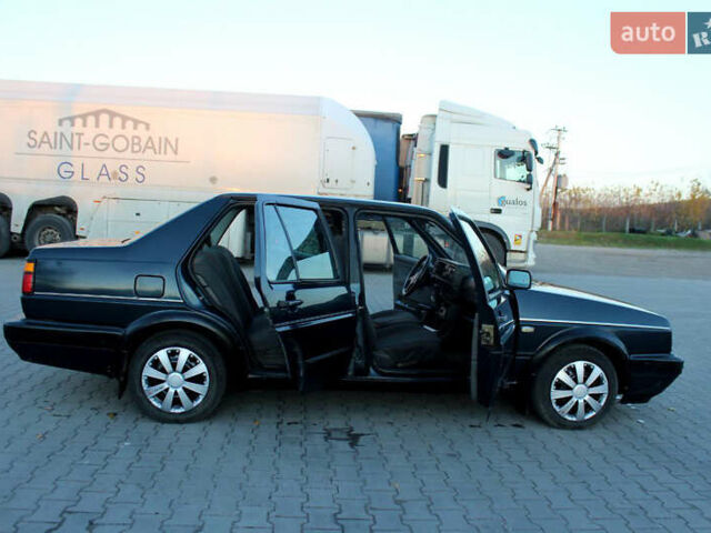 Синий Фольксваген Джетта, объемом двигателя 1.78 л и пробегом 300 тыс. км за 1350 $, фото 15 на Automoto.ua