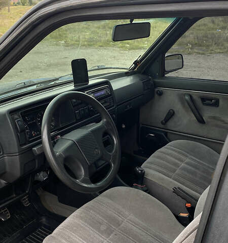 Синий Фольксваген Джетта, объемом двигателя 1.6 л и пробегом 360 тыс. км за 950 $, фото 7 на Automoto.ua