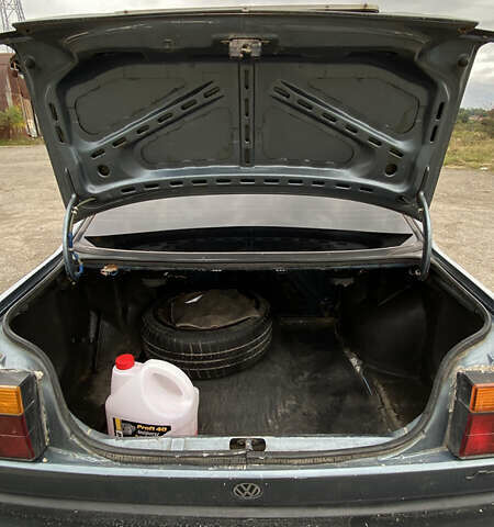 Синий Фольксваген Джетта, объемом двигателя 1.6 л и пробегом 360 тыс. км за 950 $, фото 16 на Automoto.ua