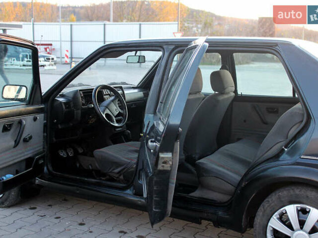 Синий Фольксваген Джетта, объемом двигателя 1.78 л и пробегом 300 тыс. км за 1350 $, фото 16 на Automoto.ua