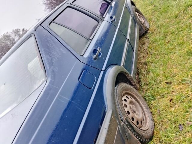 Синий Фольксваген Джетта, объемом двигателя 1.6 л и пробегом 256 тыс. км за 1600 $, фото 3 на Automoto.ua