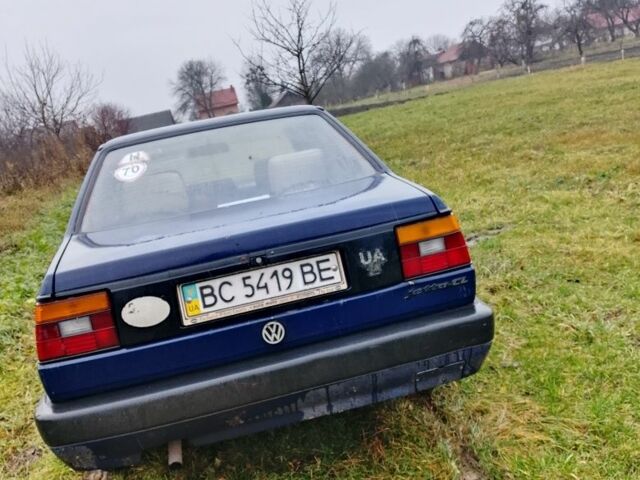 Синий Фольксваген Джетта, объемом двигателя 1.6 л и пробегом 256 тыс. км за 1600 $, фото 2 на Automoto.ua