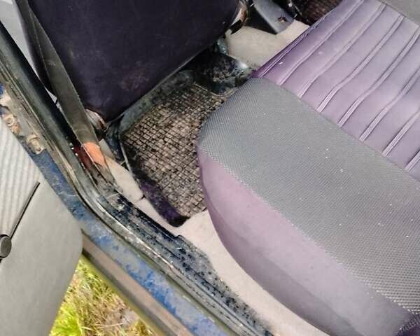 Синий Фольксваген Джетта, объемом двигателя 1.6 л и пробегом 256 тыс. км за 1600 $, фото 6 на Automoto.ua