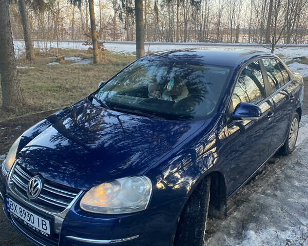 Синій Фольксваген Джетта, об'ємом двигуна 1.6 л та пробігом 191 тис. км за 4599 $, фото 2 на Automoto.ua