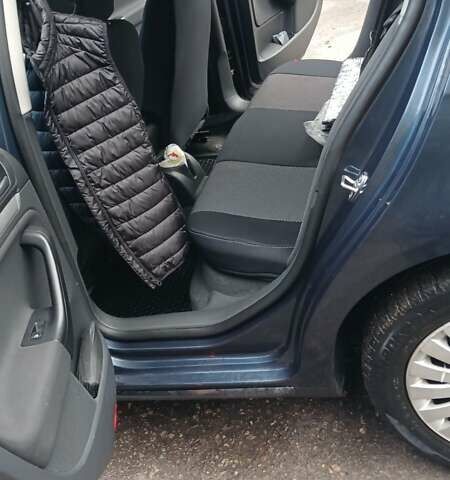 Синий Фольксваген Джетта, объемом двигателя 1.6 л и пробегом 202 тыс. км за 5500 $, фото 6 на Automoto.ua