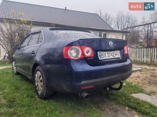 Синий Фольксваген Джетта, объемом двигателя 1.6 л и пробегом 242 тыс. км за 5000 $, фото 7 на Automoto.ua