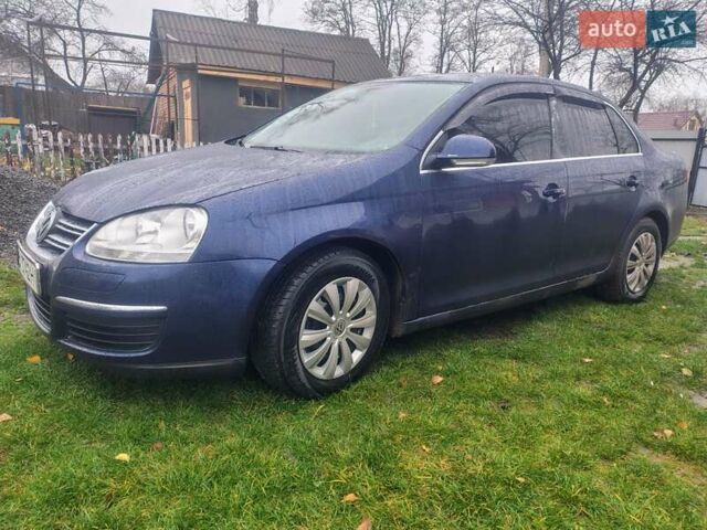Синий Фольксваген Джетта, объемом двигателя 1.6 л и пробегом 242 тыс. км за 5000 $, фото 11 на Automoto.ua