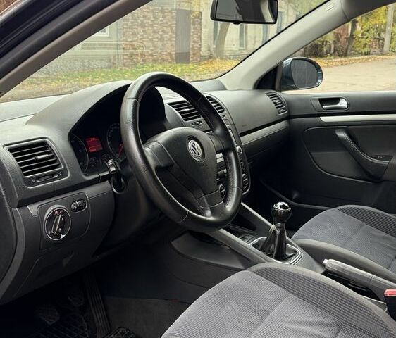 Синій Фольксваген Джетта, об'ємом двигуна 2 л та пробігом 300 тис. км за 3300 $, фото 9 на Automoto.ua