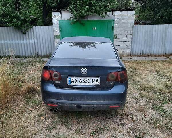 Синій Фольксваген Джетта, об'ємом двигуна 2.48 л та пробігом 200 тис. км за 5800 $, фото 3 на Automoto.ua