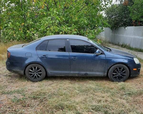 Синій Фольксваген Джетта, об'ємом двигуна 2.48 л та пробігом 200 тис. км за 5800 $, фото 2 на Automoto.ua