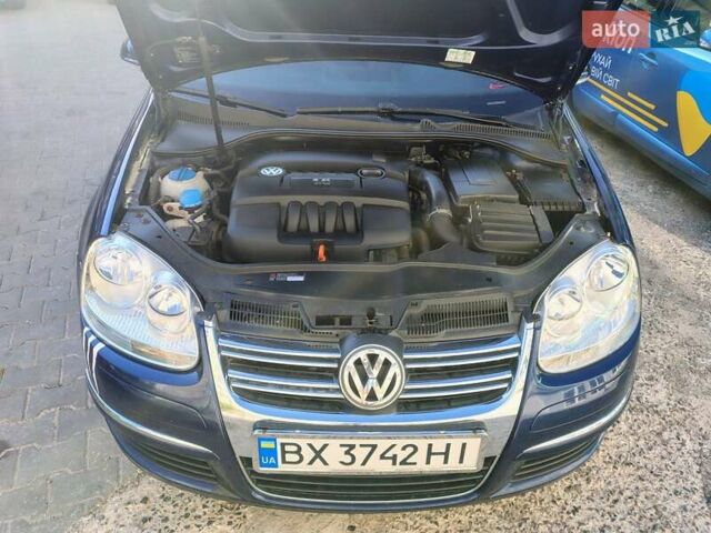 Синий Фольксваген Джетта, объемом двигателя 1.6 л и пробегом 229 тыс. км за 5000 $, фото 5 на Automoto.ua