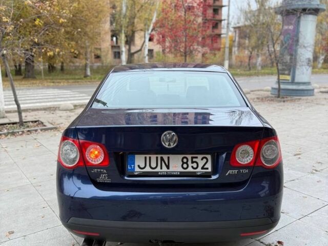 Синий Фольксваген Джетта, объемом двигателя 1.9 л и пробегом 296 тыс. км за 3400 $, фото 7 на Automoto.ua