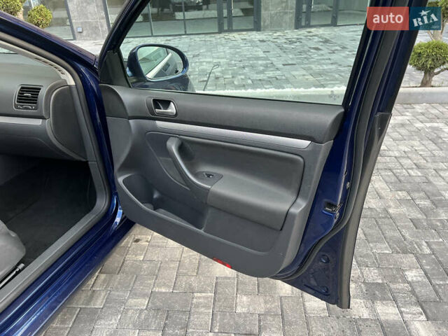 Синий Фольксваген Джетта, объемом двигателя 1.6 л и пробегом 214 тыс. км за 6999 $, фото 22 на Automoto.ua