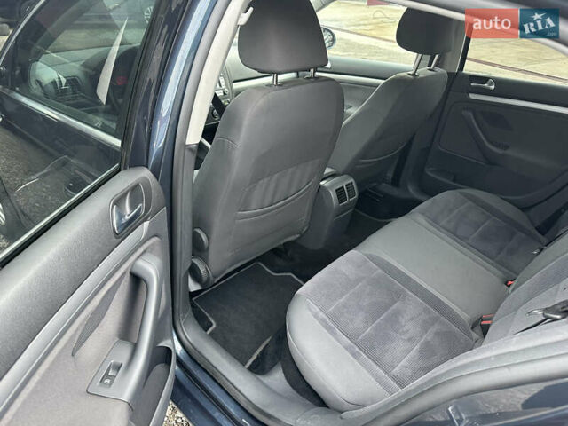 Синий Фольксваген Джетта, объемом двигателя 1.4 л и пробегом 230 тыс. км за 4800 $, фото 9 на Automoto.ua