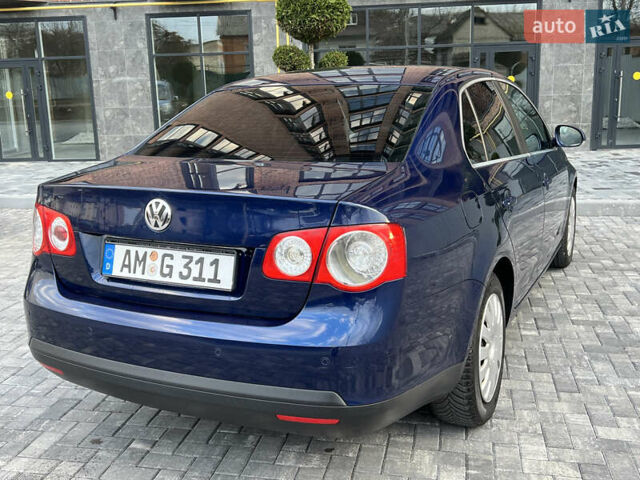 Синий Фольксваген Джетта, объемом двигателя 1.6 л и пробегом 214 тыс. км за 6999 $, фото 12 на Automoto.ua