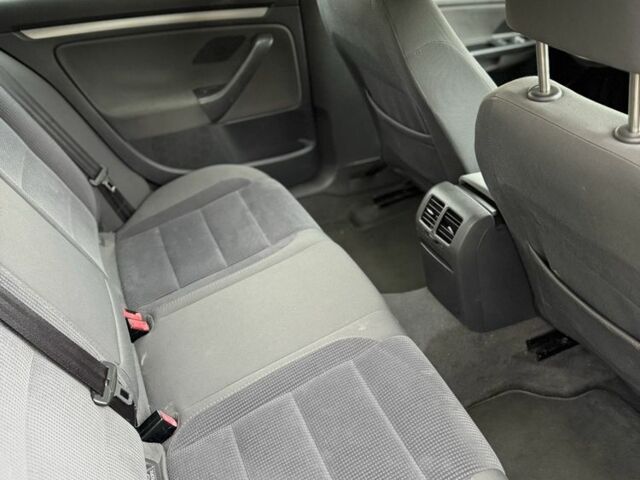 Синій Фольксваген Джетта, об'ємом двигуна 1.9 л та пробігом 296 тис. км за 3500 $, фото 15 на Automoto.ua