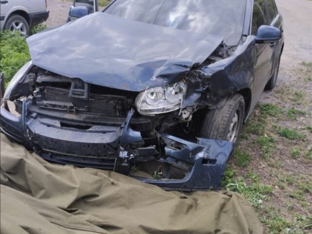 Синий Фольксваген Джетта, объемом двигателя 0 л и пробегом 213 тыс. км за 2000 $, фото 3 на Automoto.ua