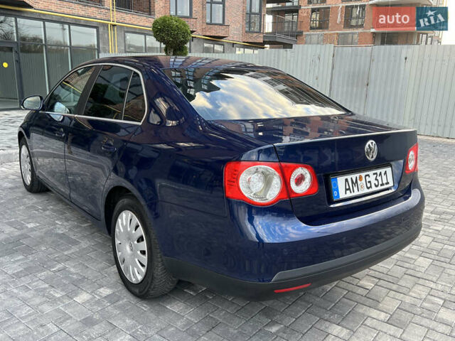 Синий Фольксваген Джетта, объемом двигателя 1.6 л и пробегом 214 тыс. км за 6999 $, фото 9 на Automoto.ua