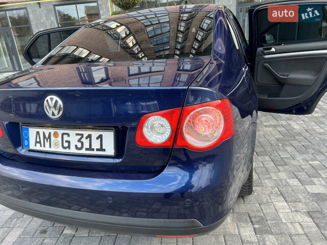 Синий Фольксваген Джетта, объемом двигателя 1.6 л и пробегом 214 тыс. км за 6999 $, фото 14 на Automoto.ua