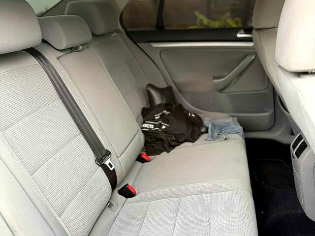 Синій Фольксваген Джетта, об'ємом двигуна 1.9 л та пробігом 306 тис. км за 4500 $, фото 4 на Automoto.ua