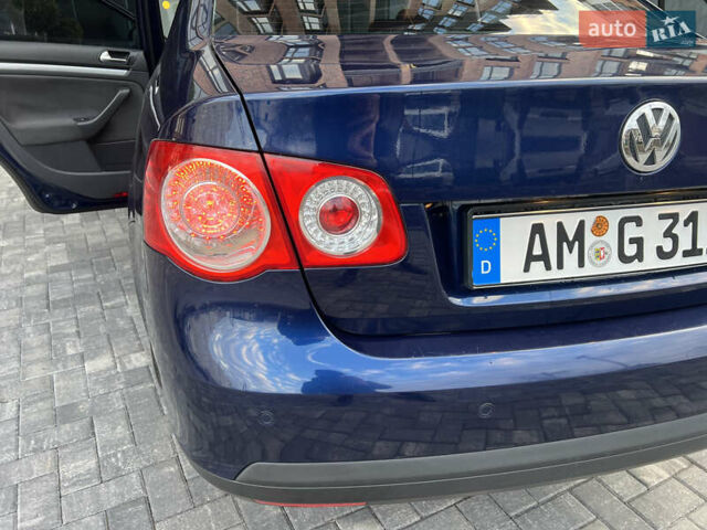 Синий Фольксваген Джетта, объемом двигателя 1.6 л и пробегом 214 тыс. км за 6999 $, фото 15 на Automoto.ua