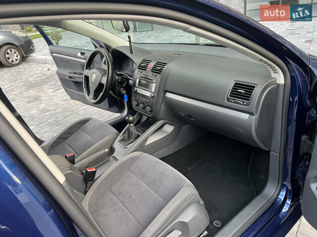 Синий Фольксваген Джетта, объемом двигателя 1.6 л и пробегом 214 тыс. км за 6999 $, фото 20 на Automoto.ua