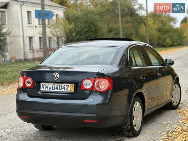 Синий Фольксваген Джетта, объемом двигателя 1.6 л и пробегом 157 тыс. км за 5499 $, фото 42 на Automoto.ua